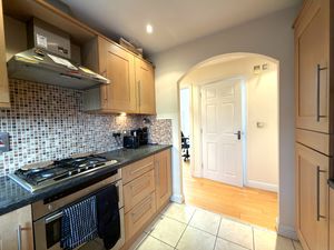 Kitchen- click for photo gallery